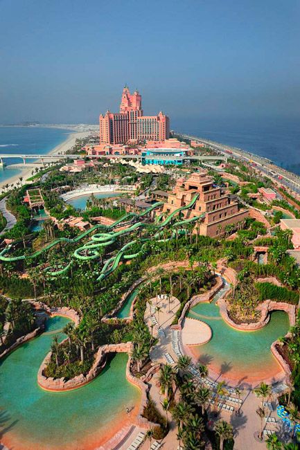 Palm Jumeirah Dubai, الإمارات العربية المتحدة, Palm Jumeirah, Dubai Travel, Waterpark, Dream Destinations, Places Around The World, Oman, Vacation Destinations