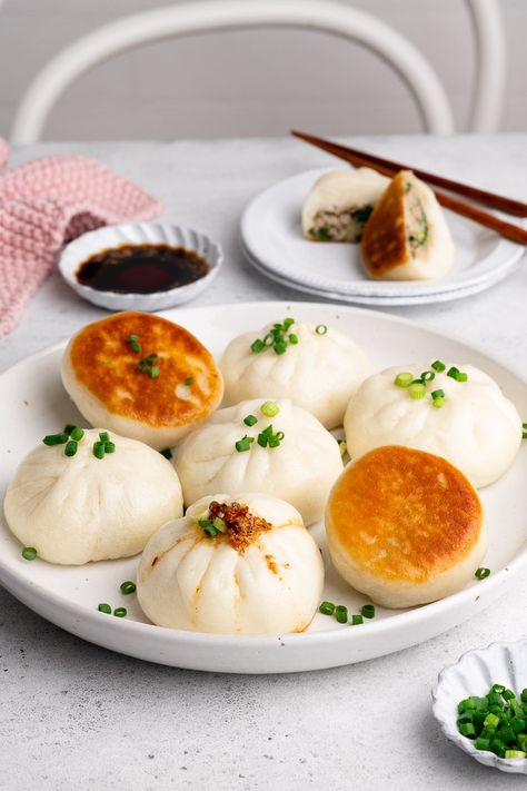 Pan Fried Pork Buns, Pan Fried Bao Buns, Pan Fried Buns, Pork Buns Recipe, Fried Buns, Steamed Bao Buns, Pork Floss, Pin Wall, Chinese Dumplings