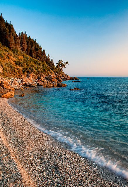 ✮ Lourdas Beach, Kefalonia, Greece Greece Kefalonia, Sunny Holiday, Kefalonia Greece, Phuket Thailand, Corfu, Greece Travel, Greek Islands, Holiday Destinations, Places Around The World