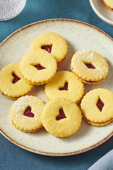 Cranberry Linzer Cookies, Potassium Recipes, Cookies Cranberry, Linzer Tart, Low Potassium Recipes, Linzer Cookies Recipe, Mini Cupcake Pan, Cranberry Jam, Cheesecake In A Jar