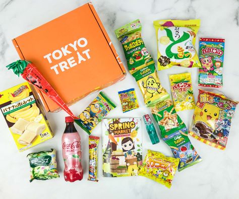 Tokyo Treat delivers tasty and colorful snacks all the way from Japan to your home! Check the review of the March 2019 premium box + coupon!   Tokyo Treat March 2019 Subscription Box Review + Coupon →  https://hellosubscription.com/2019/03/tokyo-treat-march-2019-subscription-box-review-coupon/ #TokyoTreat  #subscriptionbox Colorful Snacks, Tokyo Treat, Gummy Bear Candy, Candy Kit, Double Chocolate Chip Cookies, Popular Snacks, Soft Candy, Sweet Potato Chips, Candy Sticks