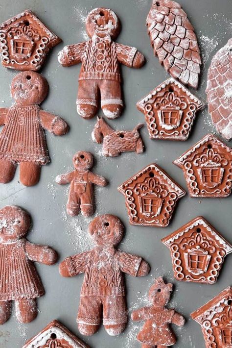 Air Dry Clay Christmas Decorations Diy, Clay Crafts Air Dry Christmas, Dough For Ornaments Recipe, Christmas Clay Decorations Diy, Diy Air Dry Clay Christmas Decorations, Clay Gingerbread Ornaments, Christmas Ornaments Homemade Clay, Clay Gingerbread, Gingerbread Christmas Ornaments Diy