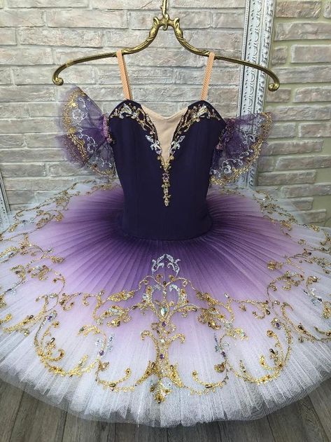 Tutu Decorations, Ballet Costumes Tutus, Pancake Tutu, Classical Ballet Tutu, Ballet Recital, Purple Tutu, Ballerina Outfit, Ballerina Costume, Ballet Beauty