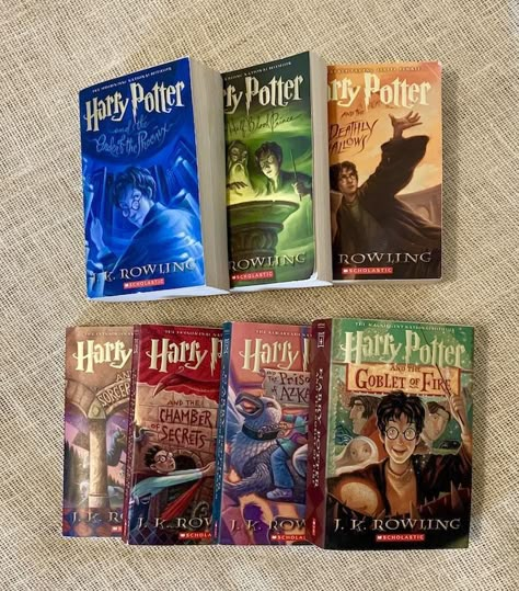 Harry Potter Book Series, Harry Potter Book Set, Bath Bubbles, Reading Romance Novels, Hp Book, Harry Potter Set, Rowling Harry Potter, Harry Potter Book, Books To Read Nonfiction