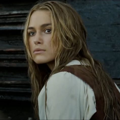 18th Century Hair, Elizabeth Swann, Love Interest, Keira Knightley, Pirates Of The Caribbean, The Caribbean, Fan Page, 18th Century, Hair Makeup