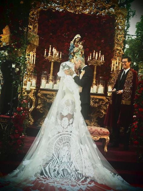 Kourtney And Travis, Kardashian Wedding, Ellen Von Unwerth, Goth Wedding, Travis Barker, Dolce Gabbana Dress, Kris Jenner, Wedding Dress Trends, Italian Wedding