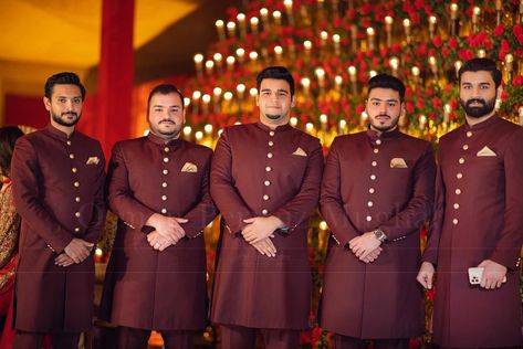 Mehndi Dress For Boys, Mens Wedding Wear, Mens Wear Wedding, Mehndi Dresses, Mehndi Dress, Back Hand Mehndi Designs, Mens Casual Dress Outfits, Hand Mehndi, Pakistani Bridal Wear