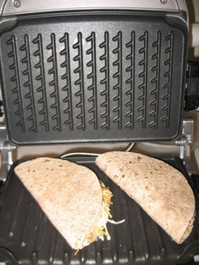 Cuisinart Griddler Recipes, George Foreman Recipes, Grilled Quesadilla, Indoor Grill Recipes, George Foreman Grill, Grilling Recipes Sides, Griddle Recipes, Electric Griddle, George Foreman