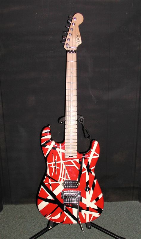 Van Halen Nails, Hoco Decorations, Frankenstein Guitar, Evh Guitar, Rock Cookies, Eddie Van Halen Guitar, Van Halen Guitar, Gitar Vintage, Van Halen 5150