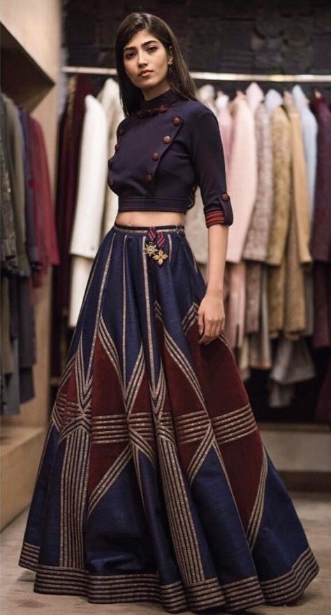 Indian Outfits Lehenga, Best Shirt, Krishna Songs, Choli Designs, Salwar Kamiz, Indian Dresses Traditional, Indian Gowns Dresses, Heavy Embroidery, Indian Bridal Outfits