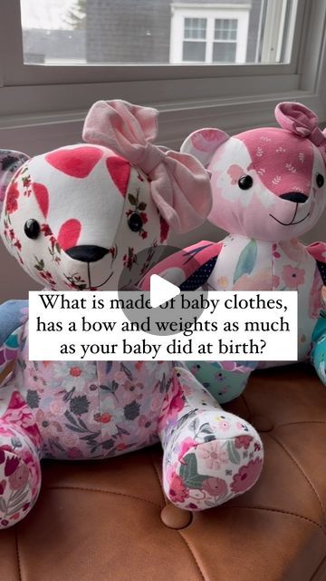 128K views · 2.6K likes | Stephanie - Memory & Birthweight Bears on Instagram: "What’s made with baby clothes, has a bow & weights the same as your little one at birth? 

A Memory BirthWeight Bear 🐻

#memorybear #sewing #keepsake #birthweightbear #pushpresent #motherhood #mothersdaygift" Stella Rose, Push Presents, Memory Bear, Fun Treats, Mothersday Gifts, Baby Crafts, Shower Ideas, Little One, Bears