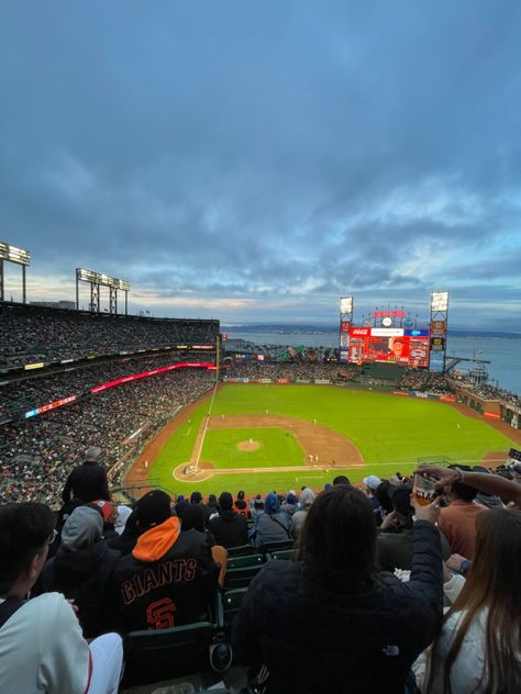 Oracle Park San Francisco, San Francisco Lifestyle, San Francisco Giants Stadium, San Francisco Aesthetic, North California, Oracle Park, San Francisco At Night, San Francisco Travel Guide, University Of San Francisco