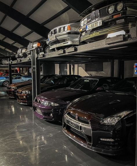 Garage Aesthetic Car, Working On Cars Aesthetic, Garage Full Of Cars, Car In House, Car Garage Aesthetic, Car Collection Garage, Cars In Garage, Supercar Garage, Tuner Garage