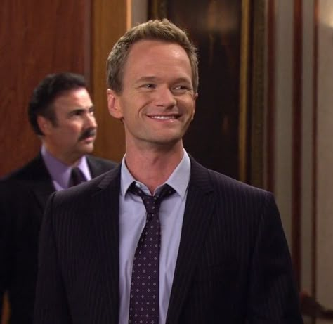 Barney Stinson, Ted Mosby, Neil Patrick, New York City Manhattan, Neil Patrick Harris, How I Met Your Mother, Group Of Friends, Iconic Characters, Main Characters