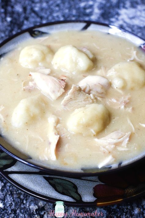 Mama's Homemade Chicken and Dumplings - Mrs Happy Homemaker Dumplings Homemade, Dumplin Recipe, Dumpling Casserole, Foil Meals, Casserole Dinners, Chicken N Dumplings, Dumpling Recipes, Chicken Dumpling, Chicken Dumplings Recipe