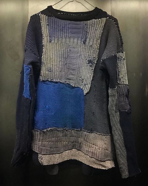 Avant Garde Fashion on Instagram: “Proposition patchwork sweater. This sweater is from AW18. Really cool stuff. #lucentement” Patchwork Outfit, Wool Patchwork, Silly Clothes, Patchwork Sweater, Upcycle Sweater, Knitwear Fashion, Avant Garde Fashion, Mood Board Fashion, Clothing Hacks