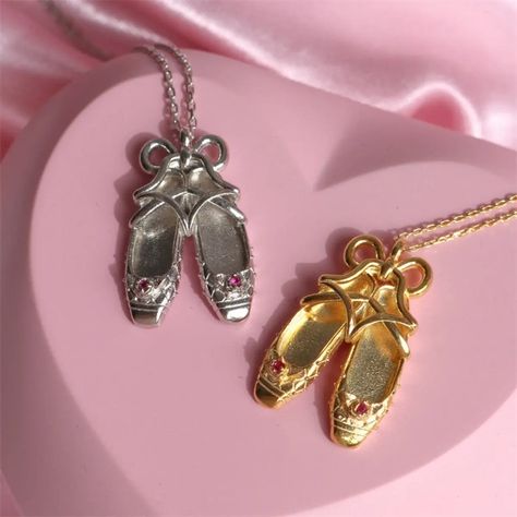 Showcase your personality with LOVCIA Copper Ballet Shoe Pendant Necklace. 🌟Unique pendants for every style at LOVCIA. Shop https://lovcia.com/products/lovcia-copper-ballet-shoe-pendant-necklace-ltr24100500356041681 . #Lovcia #LovciaJewelry #GiftsForWomen #PendantNecklaces #Necklaces #NecklacesForWomen #Women'sNecklaces #PersonalStyle #Pendants #JewelryForWomen #JewelryForGirls #GiftForHer #GiftForLove #LatestPendantStyle #PendantJewelry Ballet Shoes Necklace, Ballerina Necklace, Ballet Shoe, Gold Girl, Classy Jewelry, Girls Jewelry, Bosnia And Herzegovina, Earring Necklace, Chain Lengths