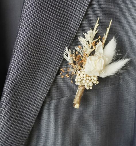 Boutonnières/wedding Boutonniere/dry Flower Boutonniere/mini - Etsy Dry Flower Boutonniere, Dried Gypsophila Bouquet, Gypsophila And Pampas Wedding, Pampas Grass Boutonniere, Boutonniere Dried Flowers, Dried Boutonniere, Dried Flower Bridal Bouquet, Flower Bouquet Pampas, Dried Flower Boutonniere