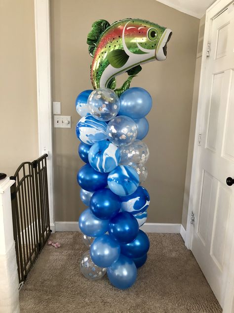 Ofishally One Balloon Garland, Bobber Birthday Party, Fishing Backdrop Party Ideas, Ofishally One Table Decorations, Fishing Party Balloons, Fish Retirement Party Ideas, Fishing Themed 50th Birthday Party, Fish Birthday Decorations, Fishing Balloon Garland