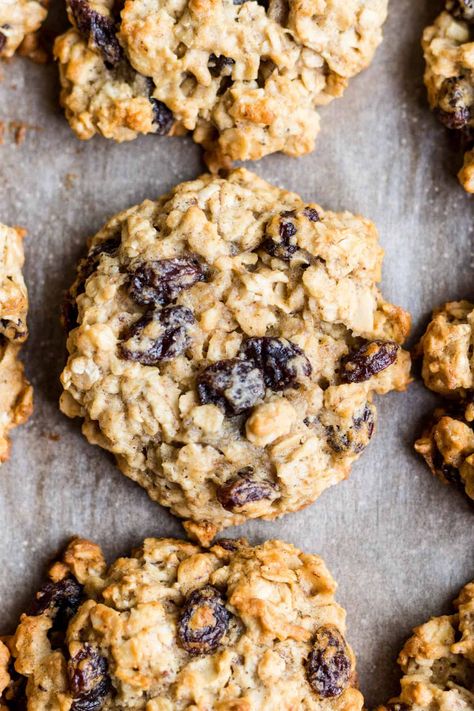 Gluten And Dairy Free Oatmeal Raisin Cookies, Almond Flour Oatmeal Raisin Cookies, Gluten Free Oat Cookies, Flourless Oatmeal Raisin Cookies, Gf Oatmeal Raisin Cookies, Paleo Oatmeal Raisin Cookies, Dairy Free Oatmeal Raisin Cookies, Oatmeal Raisin Cookies Gluten Free, Healthy Oatmeal Raisin Cookies