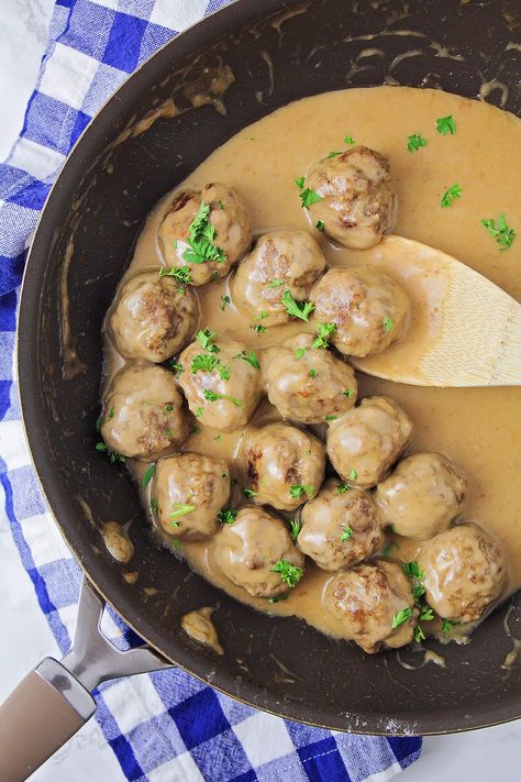 The Baker Upstairs: Easy Swedish Meatballs Meatballs Stovetop, Stovetop Meatballs, Easy Swedish Meatballs, Frozen Meatball Recipes, Swedish Meatballs Easy, Easy Meatball, Stovetop Mac And Cheese, Meatballs Easy, Homemade Meatballs