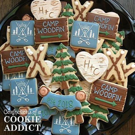 #campwoodin wedding cookies are making their way to the wedding of Hannah & Chase! Congrats you two!! #weddingcookies #acookieaddict Summertime Cookies, Camping Wedding Theme, Campfire Birthday, Glamping Bachelorette Party, Hiking Party, Camping Cookies, Camping Theme Birthday, Bachelorette Cookies, Summer Camp Wedding