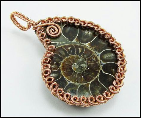 Ammonite Jewelry, Wire Tutorials, Pendant Tutorial, Wire Jewelry Tutorial, Chain Maille, Wire Wrapping Stones, Diy Wire Jewelry, Wire Pendant, Wire Weaving