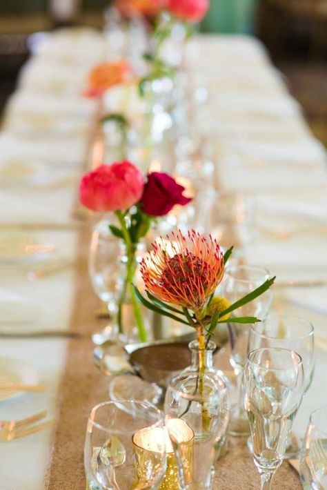 Simple wedding decor, coral flowers wedding, single stem table decor, gold table runner Single Stem Wedding Table, Single Stem Centerpiece, Coral Flowers Wedding, Wedding Table Rustic, Simple Wedding Decor, Gold Table Runner, Table Decorations Wedding, Coral Wedding Flowers, Gold Table Runners