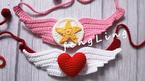 Handmade lovely wing collar with star, or pet bandana with love. You can get it on youtube channel fengling-crochet. Crochet Pet Collar, Crochet Dog Clothes, Crochet Collar Pattern, Crochet Pet, Crochet Beautiful, Geek Crafts, Wing Collar, Crochet Collar, Cat Fashion