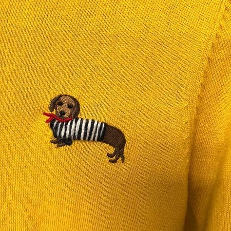 Joules knitwear Tina Mustard Gold Dachshund Weiner Dog sweater Weiner Dog Sweater, Dachshund Embroidery, Dachshund Cartoon, Dachshund Sweater, Pet Sweaters, Knit Toys, Textile Art Embroidery, Embroidery Template, Embroidery Letters