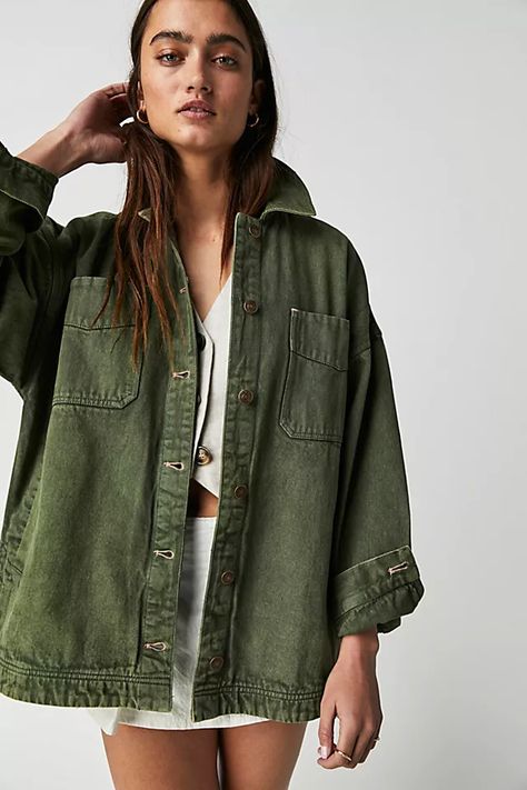 Madison City Denim Jacket | Free People Green Denim Jacket, Free People Style, Twill Jacket, Free People Jacket, Oversized Denim Jacket, La Fashion, Outfit Inspo Fall, Mode Inspiration, Green Jacket