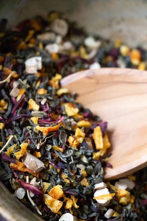 Calendula Tea Blends, How To Blend Tea, Morning Herbal Tea Blend, Healthy Morning Tea, Energy Boosting Tea, Fall Tea Blend Recipe, Aveda Tea Recipe, Diy Tea Recipe, Herbal Tea Blends Recipes