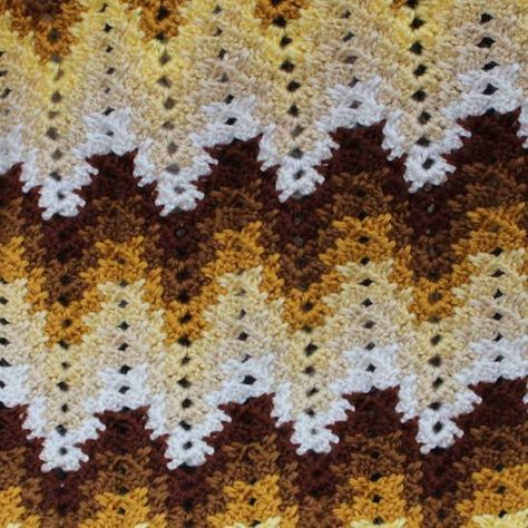 Grandma Spiked My Ripple Blanket – Crochet Uncut Crochet Ripple Afghan Pattern, Motifs Afghans, Ripple Afghan Pattern, Crochet Ripple Afghan, Crochet Ripple Pattern, Crochet Ripple Blanket, Ripple Blanket, Afghans Crochet, Crochet Afghan Patterns Free