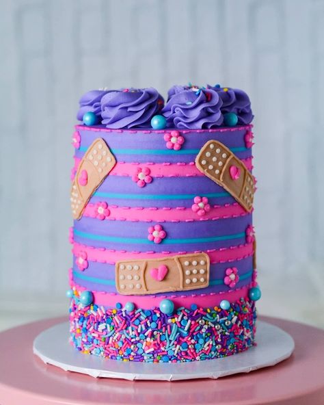 Dr Mcstuffins Birthday Ideas, Doc Mcstuffins Birthday Party Ideas Cake, Doc Mcstuffins Cookies, Dr Mcstuffins, Doc Mcstuffins Birthday Cake, Doc Mcstuffins Birthday Party Ideas, Doc Mcstuffins Cake, Doctor Birthday, Doctor Cake