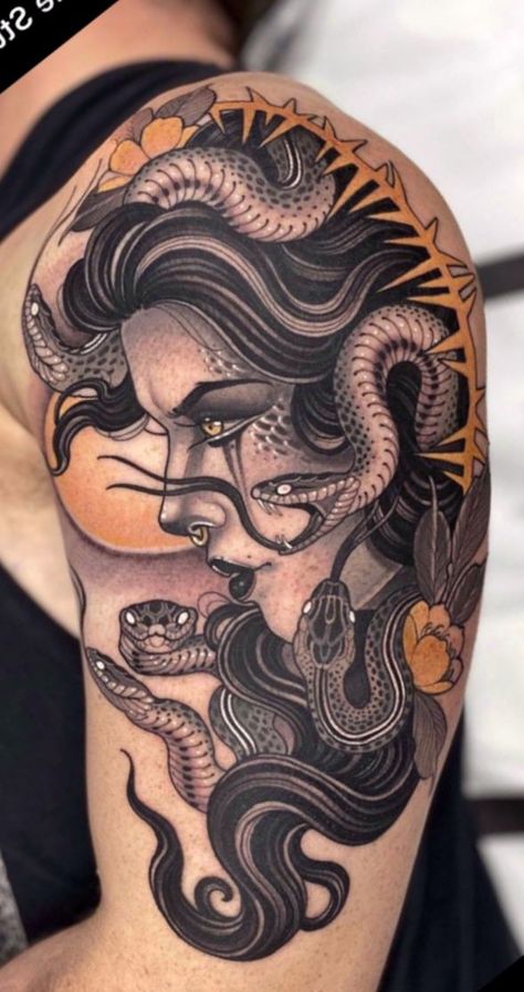 Medusa Tattoos, Mujeres Tattoo, Egyptian Tattoo Sleeve, Medusa Tattoo Design, Greek Mythology Tattoos, Aries Tattoo, Upper Arm Tattoos, Irezumi Tattoos, Medusa Tattoo