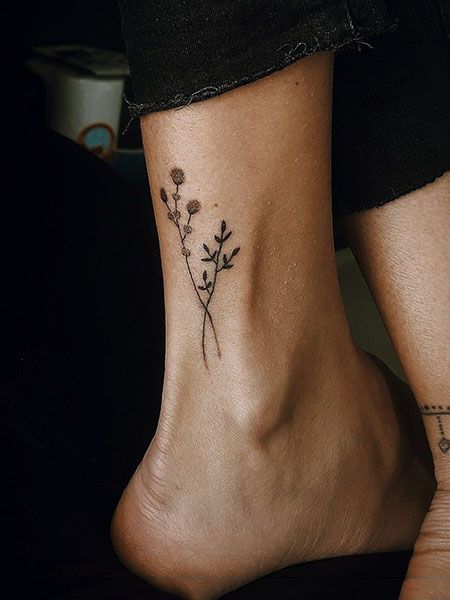 The Best Tattoo Ideas For Women in 2020 - The Trend Spotter The Trend Spotter, Tattoo Trend, Best Tattoo Ideas, Inspiration Tattoos, Tattoo Ideas For Women, Tattoo Feminina, Dainty Tattoos, Subtle Tattoos, Little Tattoos