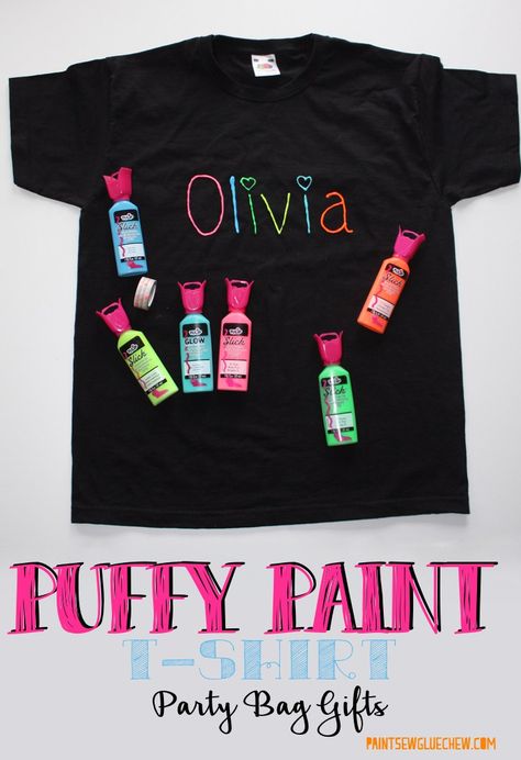 T-shirts Decorated With Puffy Paint Paint Off Clothes, Puff Paint Shirts, Puffy Paint Designs, Puffy Paint Shirts, Paint Out Of Clothes, Football Spirit Shirts, Diy Puffs, Diy Puffy Paint, Kids Puff