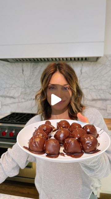 Protein Balls With Pb Fit, Peanut Butter Balls With Applesauce, Pb2 Balls Recipes, Pb2 Applesauce Balls, Peanut Butter Protein Powder Balls, Peanut Butter Power Balls Energy Bites, Powdered Peanut Butter Balls, Protein Pb Balls, Applesauce Peanut Butter Balls