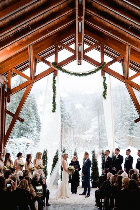 Christmas Wedding Inspiration, Snowy Wedding, How To Dress For A Wedding, Snow Wedding, Winter Wedding Decorations, Dream Wedding Venues, Lake Lodge, Catholic Wedding, Winter Wedding Inspiration