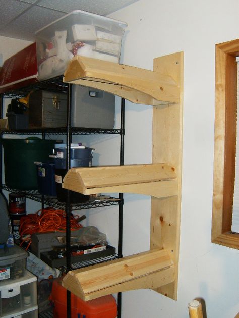 Triple Saddle Stand-make it a single w/ shelf? How To Build A Saddle Rack, Wooden Saddle Rack Diy, Portable Saddle Rack Diy, Pallet Saddle Stand, Wood Saddle Stand, Saddle Stands Wooden, Tack Storage, Tack Locker, Saddle Racks