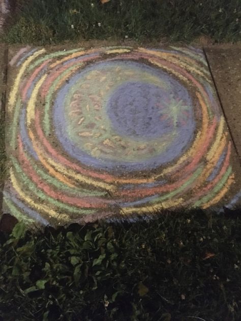 Chalk art Chalk Drawings, Chalk Art, Braided Rugs, Art Work, Chalk, Moon, Stone, Outdoor Decor, Drawings