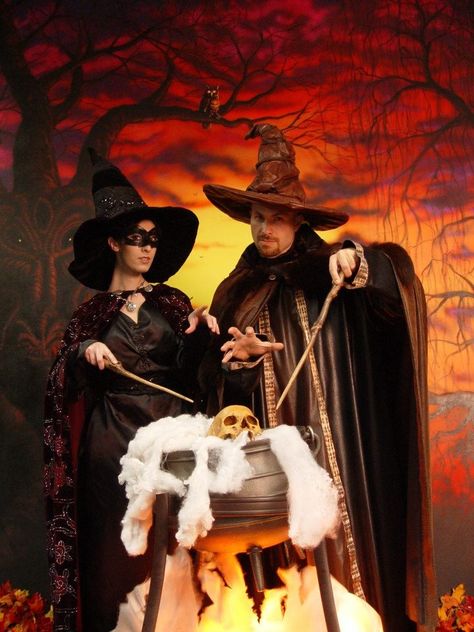 Sydney and I being a Witch and Warlock in Salem, MA during Halloween. Witch And Warlock, Warlock Costume, Witches And Warlocks, Being A Witch, Solitary Witch, Cheap Halloween Diy, Male Witch, Couples Diy, Witch Diy