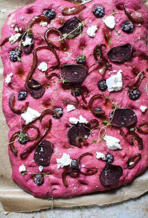 Foccacia Bread Beet, Foccacia Bread Art, Garden Focaccia, Foccacia Recipe, Focaccia Art, Foccacia Bread, Focaccia Bread Recipe, Focaccia Recipe, Bread Art