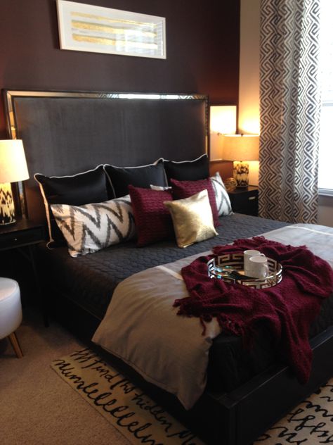 Master Bedrooms Decor Burgundy, Red Black White Decor Master Bedrooms, Maroon Master Bedrooms Decor, Maroon Bedroom Decor, Burgundy And Gold Bedroom Ideas, Bedroom Burgundy Ideas, Wine Color Bedroom Ideas, Maroon Comforter Bedroom, Black And Burgundy Living Room Ideas