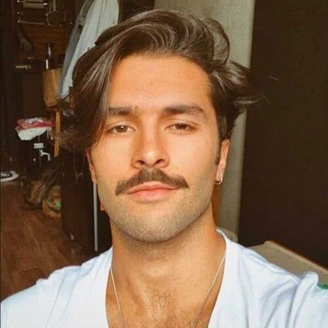 Marcello Alvarez, Different Beard Styles, Moustache Style, Moustaches Men, Beard Styles Short, Mustache Styles, Short Beard, Men's Hairstyles, Beard Styles For Men