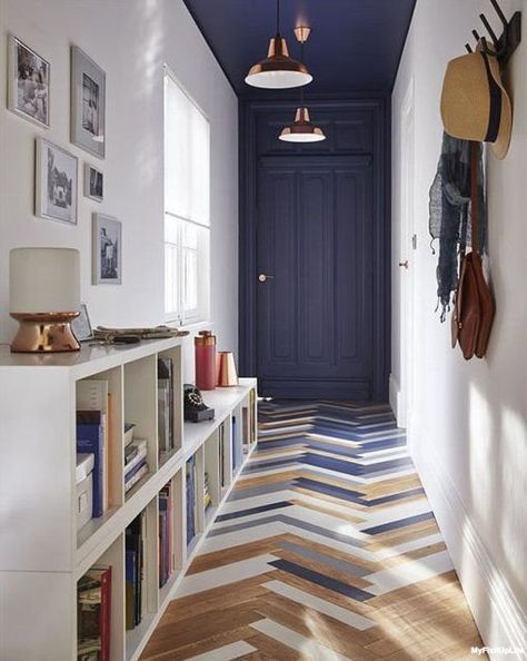 Vstupná Hala, Herringbone Floor, Painted Ceiling, Parquet Flooring, Floor Design, Design Case, 인테리어 디자인, On The Floor, House Inspiration