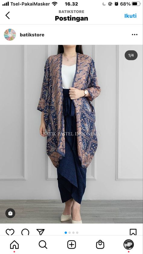 Outer Lebaran, Outer Batik Modern Hijab, Model Outer Batik, Dress Batik Hijab, Model Tunik Batik Modern, Outer Batik Casual, Dress Batik Modern Fashion Style, Batik Modern Fashion Style, Cardigan Batik