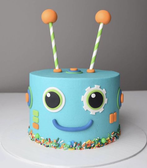 Diy Robot Cake, Robot Theme Cake, Robot Cake Ideas, Robot Birthday Cake, Robot Cupcakes, Bunny Birthday Theme, Airplane Birthday Cakes, Robot Cake, Fruit Cake Design