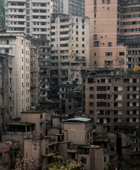 Broken Building, Chongqing China, Shanty Town, Brutalism Architecture, China City, Minecraft City, Brutalist Architecture, Urban Architecture, Structure Architecture