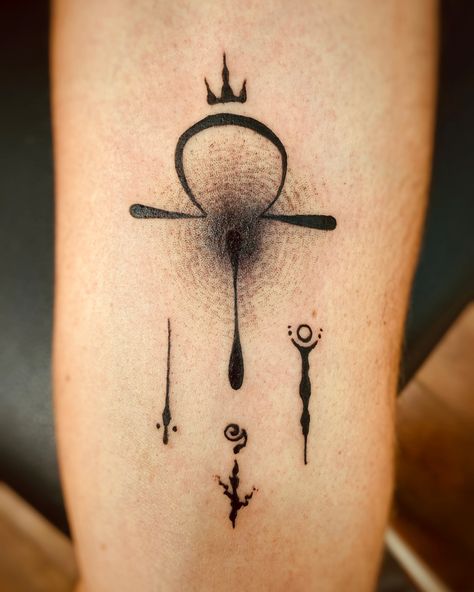 This tattoo represents four core masculine energies: - The King: leadership and order - The Warrior: courage and discipline - The Lover: passion and connection - The Magician: wisdom and transformation These archetypes reflect different aspects of the masculine psyche. By embracing and balancing all four, one can strive for wholeness and personal growth. What archetype resonates with you most? Let me know in the comments! #tattoo #portugal #algarve #personalgrowth King Warrior Magician Lover Tattoo, Tattoos For Lovers, Masculine Energy, Spiritual Tattoos, Custom Tattoo, The Magicians, Tattoos